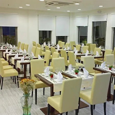 Olympic Palladium Otel Resmo